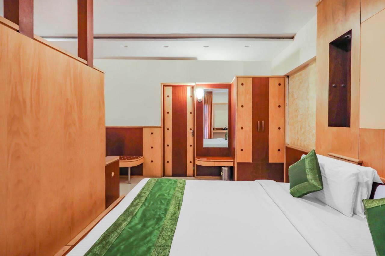 Hotel Treebo Trend Paradise, 3*